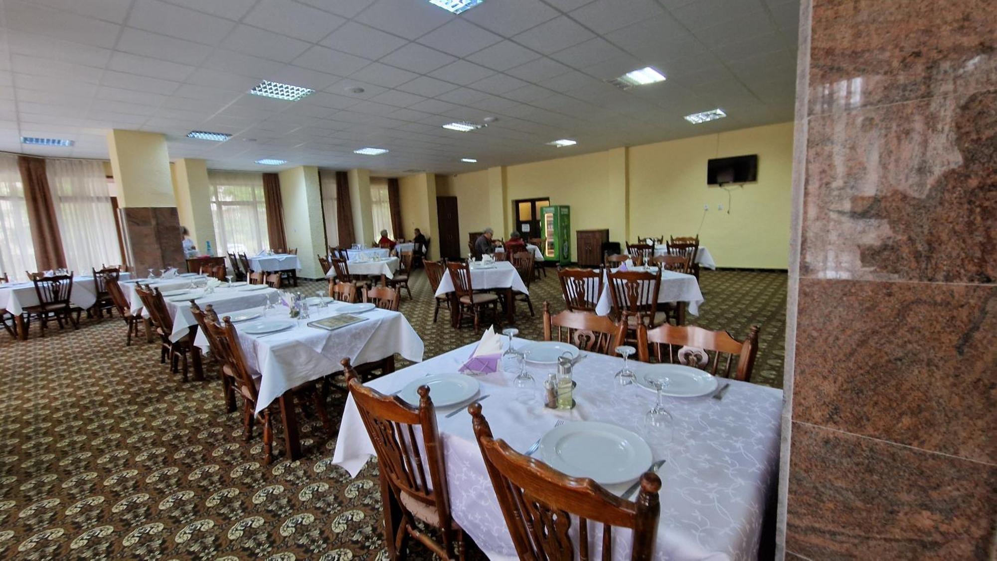 Hotel Bradul - Covasna Exterior foto